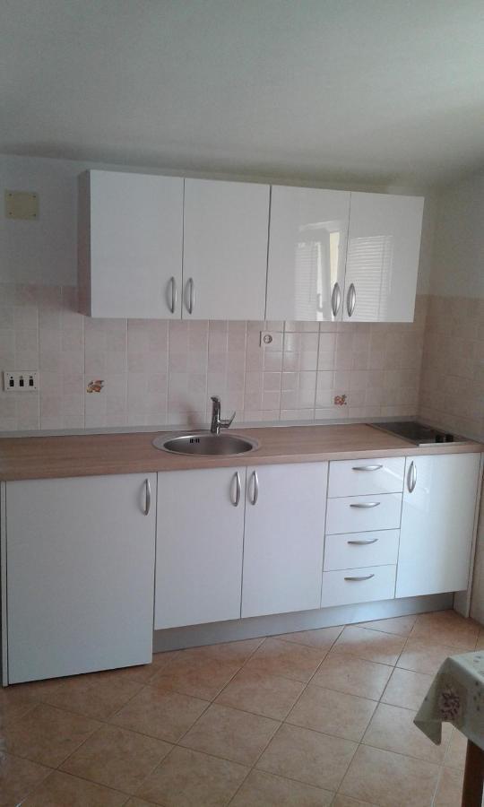 Apartmani Niko Podgora Exterior foto