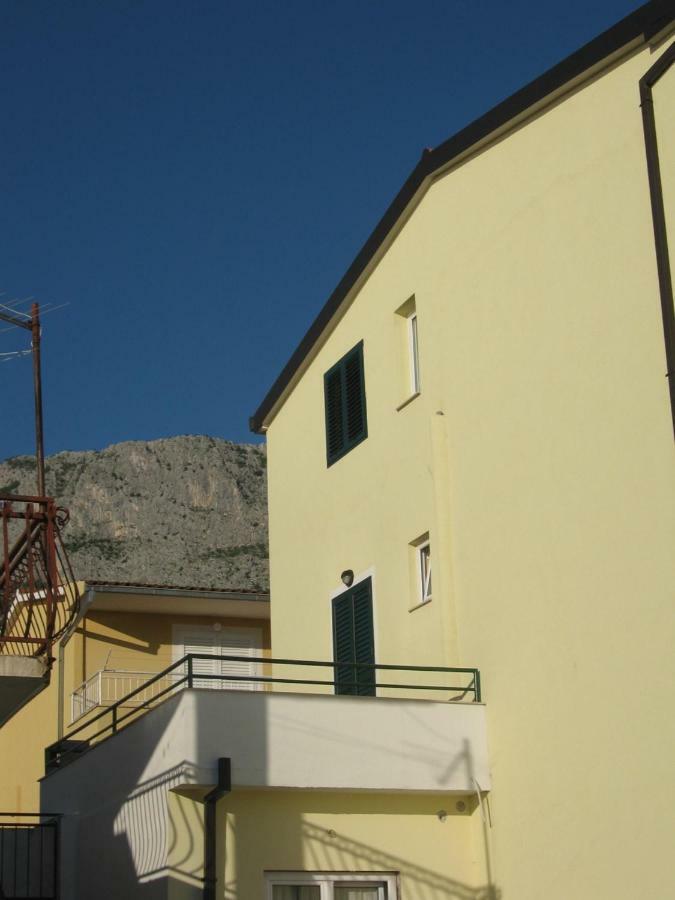 Apartmani Niko Podgora Exterior foto