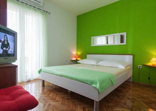 Apartmani Niko Podgora Exterior foto