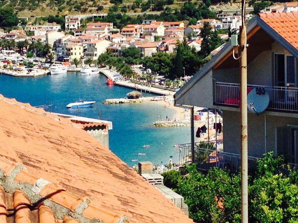 Apartmani Niko Podgora Exterior foto